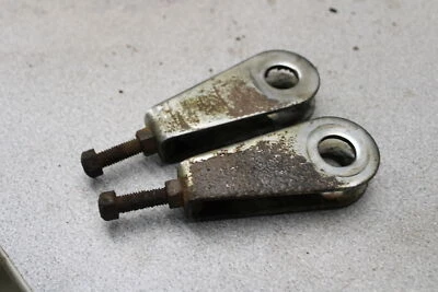 Suzuki GT550 1972 Indy eje trasero ajustadores de cadena M9-2487, GK Foto 1 de 4