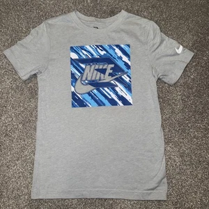 Camiseta para niños marca Nike 3 talla M 10-12 - Imagen 1 de 3