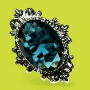 Anillo de cóctel de cristal azul verdoso grande piedra facetada peltre/banda de plata oscura I3 - Imagen 1 de 11