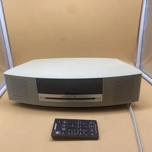Sistema de música Bose Wave reproductor de CD radio AM/FM modelo AWRCC2 piezas/reparaciones con control remoto - Imagen 1 de 12