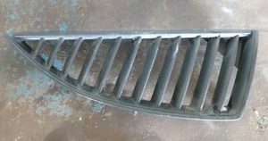 Mitsubishi Lancer CH Right Grille - Picture 1 of 3