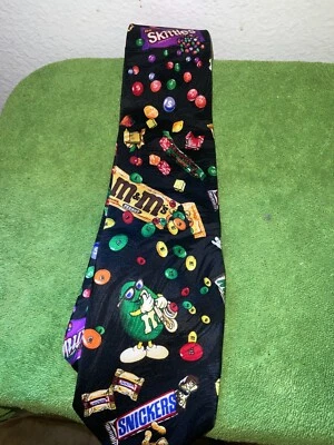 Corbata vintage Planet Mars 100 % seda, con M&M’s, Snickers, Skittles y Starburst Foto 1 de 3