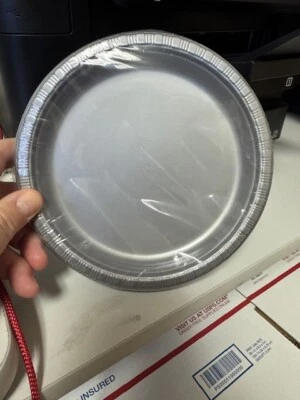 Silver 7" Plastic Desert Plates 20 Per Pack Tableware Decorations Supplies New!! - Image 1 of 2