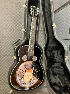 REGAL GUITAR.  RESONATOR GUITAR - Picture 1 of 8