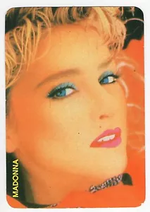 1993 Calendario de Bolsillo Portugués Estrella del Pop de EE. UU. Madonna H&S Vestirte Era - Imagen 1 de 2