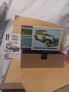 Pyro 1/32 Rolls-Royce Towne Car Model NEW Complete 1967 Vintage Fast Shipping  - Picture 1 of 14