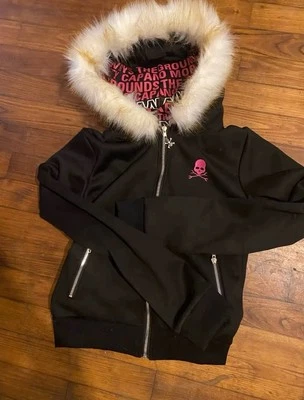 Y2K Faux Fur Skull Alt Emo 2000s Grunge Style Hoodie Jacket Gothic Emo Scene - Image 1 of 4