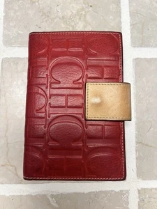 Cartera CAROLINA HERRERA de cuero con monograma con solapa - Imagen 1 de 8