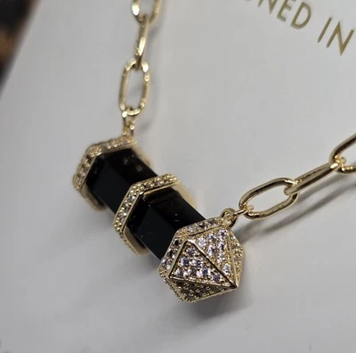 Collar de oro Bomb Party indómito "Gruñido susurrado" con ónix negro circonita cúbica NK57008 Foto 1 de 3