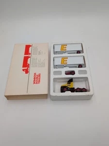 Camión Winross doble Estes Express Lines 1/64  - Imagen 1 de 2