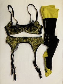 Agent Provocateur Leisa bra (34A) and suspenders (3) worn once