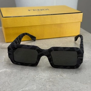 Authentische FENDl Sonnenbrille FE4007 FENDIGRAPHY eckig schwarz Sonnenbrille für Herren - Bild 1 von 12
