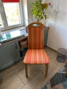 wir verkaufen 6 schöne Esszimmer Stühle  - Bild 1 von 5