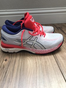 saucony vs asics walking shoes