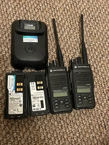 2X Motorola Dp2600e z ładowarką stojącą - Zdjęcie 1 z 11