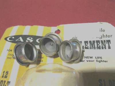 Oldsmobile 1953-1964, elemento encendedor de cigarros F85, 4 AVA Foto 1 de 3