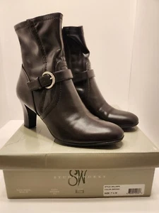 Studio Works Red “Millie” 3” Heels Boots Shoes Side zippered, Square Buckle EUC - Picture 1 of 10