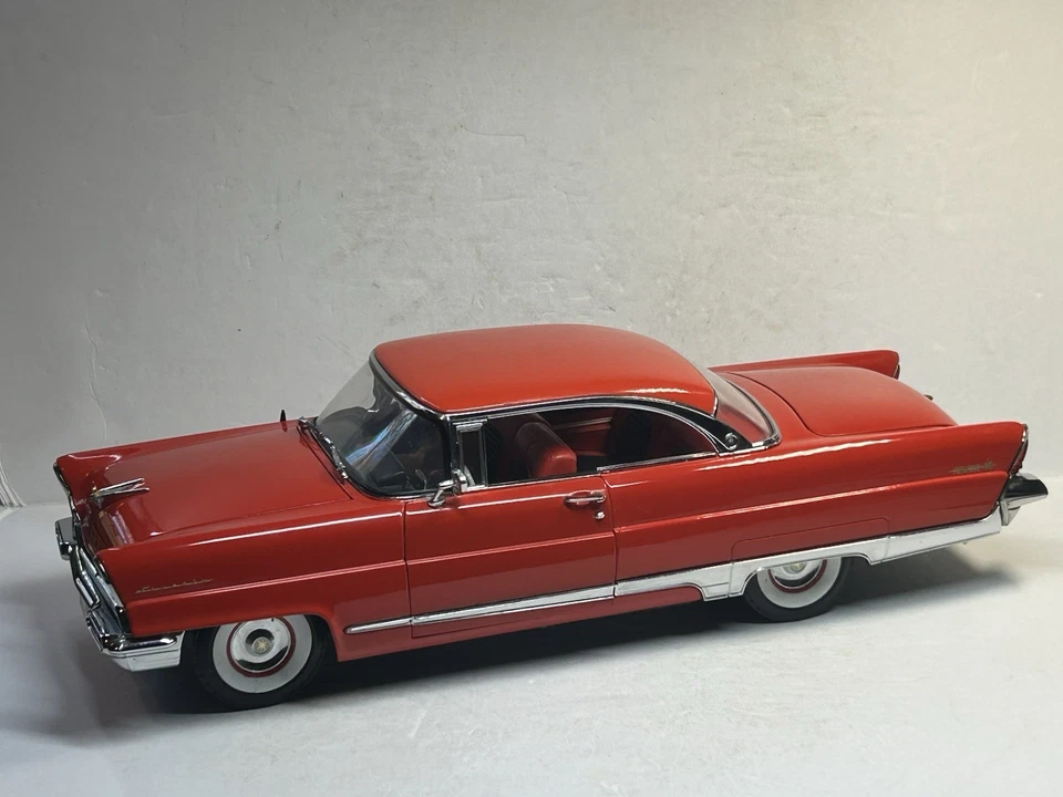 Sun Star Platinum 1956 Lincoln Premiere Hardtop Rare Solid Coral Color 1:18 - Image 1 of 4