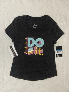 The Nike Tee Just Do It T-Shirt Athletic Cut Cotton Gray Girls Medium M NWT - Picture 1 of 7