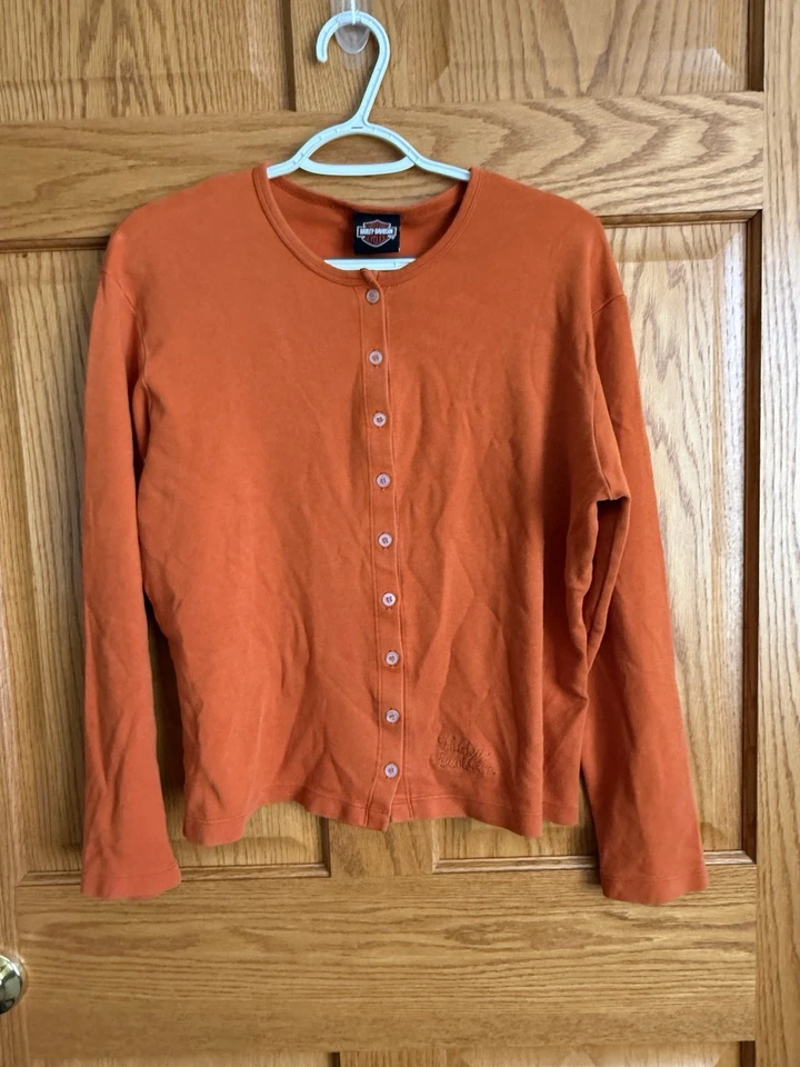 Camisa feminina Harley Davidson XL laranja bordada manga longa Henley - Imagem 1 de 4