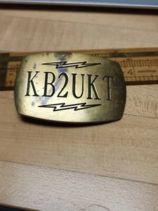 Vintage brass belt buckle KB2UKT radio? - Picture 1 of 6