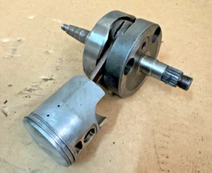 Suzuki PE175 1980-1984 Crankshaft & Wiseco Piston +.5mm 62.5mm Bore 490M06250 - Picture 1 of 7