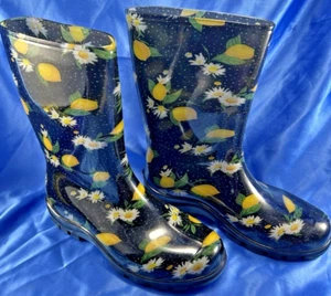 ASGARD (39), WOMENS RUBBER DAISEY LEMON PRINT RAIN/MUD BOOTS SZ 9 NEW W/O BOX - Picture 1 of 5