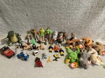 Vintage Toy Lot Transformer, WCW, TY Beanie,vintage Indians, Vintage Toys Lot - Image 1 of 4