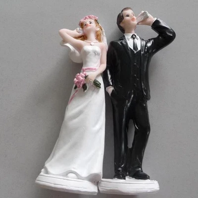 Tortenfigur Hochzeitstorte Tortendeko Tortenaufsatz Brautpaar mit Handy 14cm - Bild 1 von 4