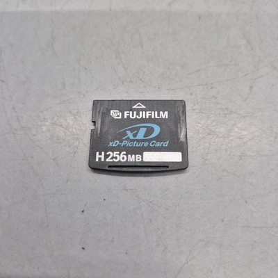 xD Picture Card 256MB Fujifilm Type H - Image 1 of 2
