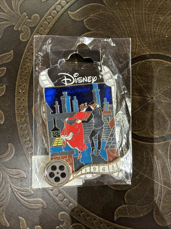 Prendedor sorpresa ganadora del Oscar Mary Poppins 1965 Disney DSF DSSH - LE 150 Foto 1 de 1
