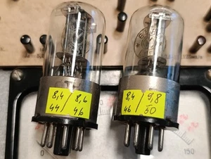 Par usado 6N8M (6Н8С) = 6SN7 = ECC32 = 1578 MELZ base metálica 1951 - Imagen 1 de 13