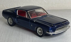 Shelby GT500KR 1968 modelo de coche construido a medida escala 1 24 azul rojo kit de exhibición - Imagen 1 de 15