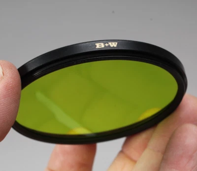 B+W 72MM F-PRO GREEN FILTER  IN CASE CLEAN GLASS AND RING - Image 1 of 4