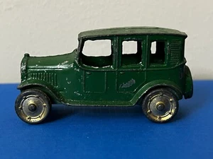 Antique TootsieToy 1920's Yellow Taxi Cab Diecast Toy Car Green - Picture 1 of 12