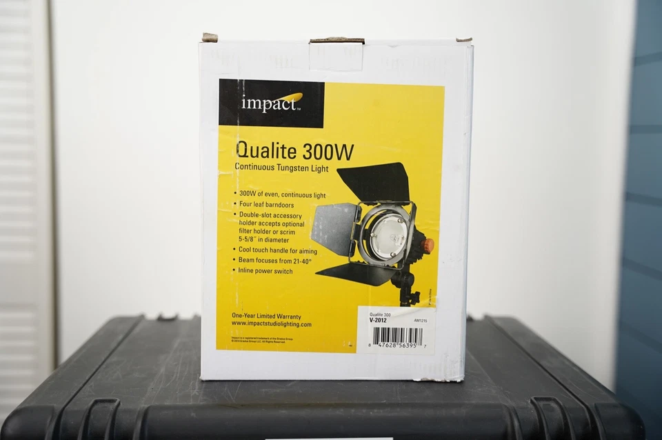 Impact Qualite 300 V-2012 Focusing Flood Light (300W/120V)  - Image 1 of 1