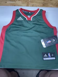 Camiseta deportiva de baloncesto italiana para niños pequeños colores mexicanos de la tienda de la NBA Adidas 2T - Imagen 1 de 9
