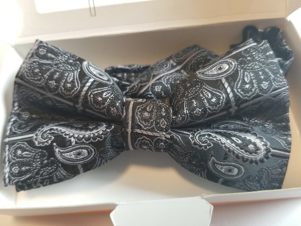 Nueva pajarita DAN SMITH negra gris cachemira PRE-ATADA NUEVA CON ETIQUETAS  Foto 1 de 1