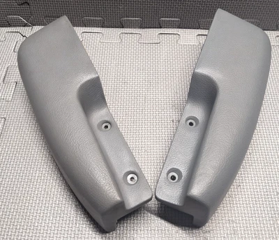 Chevy Caprice 1991-1996 gris oscuro trasero puerta izquierda y derecha reposabrazos tirador par OEM Foto 1 de 4