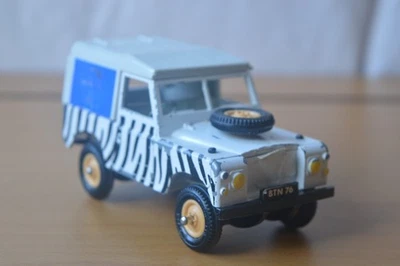 Britains SWB Land Rover Safari Promotional "Unipart" - Изображение 1 из 4