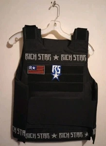 Rich Star Men's Fashion Vest - Picture 1 of 2