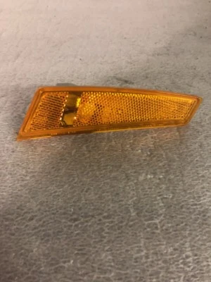 Jeep Liberty 2008-2012 pasajero señal derecha estacionamiento luz giratoria 57010213 Foto 1 de 3