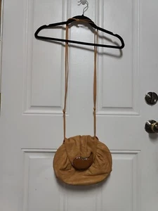Sharif Brown Leather Crossbody Vintage 1980s Buttery Soft Textured Bag Casual - Picture 1 of 11