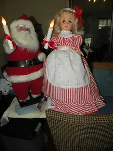 Animated MR. IN BOX & MRS. Santa Claus Moving Figure w/Candle DISPLAY ARTS VTG - Picture 1 of 7