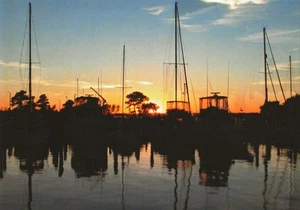 Postcard "Marina Sunset, Cape Fear Rvr" Carolina Bch, NC Peter Doran, Photo MNT - Picture 1 of 1