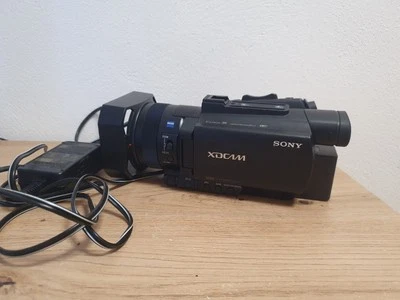 Sony PXW-X70 Camcorder  - Bild 1 von 4