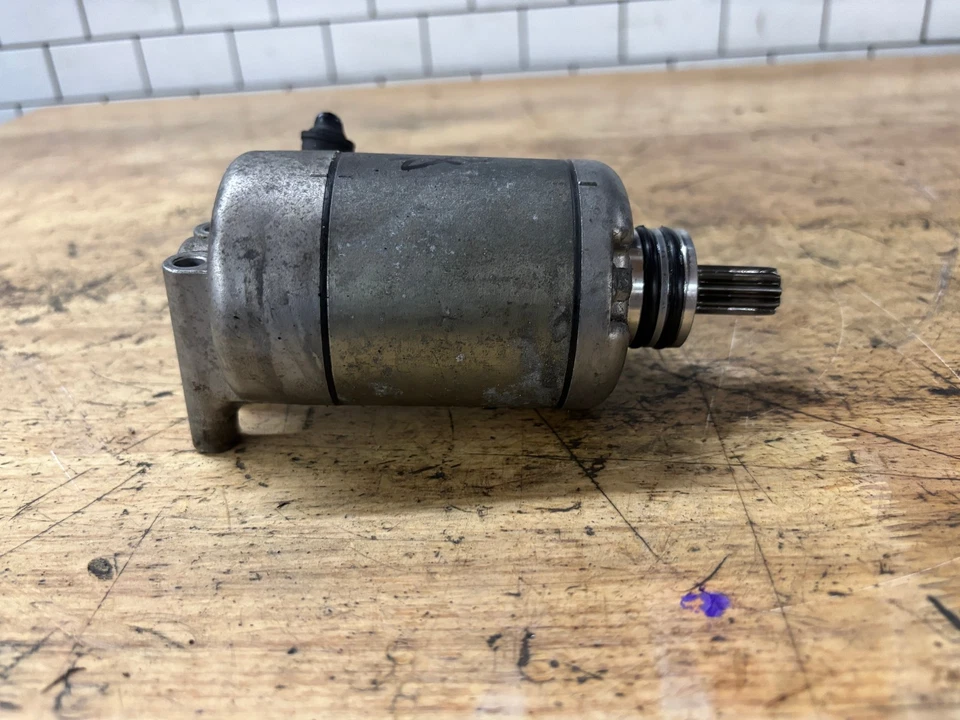 Kawasaki Ninja ZX1000 ZX10R 2005-2004 motor de arranque OEM Foto 1 de 3