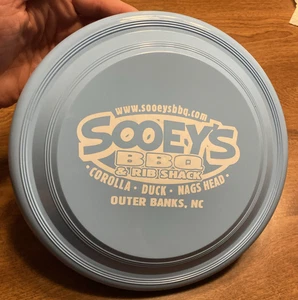 VTG Garyline Sooey’s BBQ & Rib Shack Corolla Duck Nags Head NC USA Frisbee 9” - Picture 1 of 18
