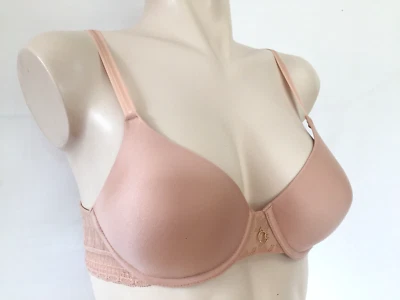 Chantelle Impression. Bedeckender T-Shirt BH. Perfect Nude NP 72€