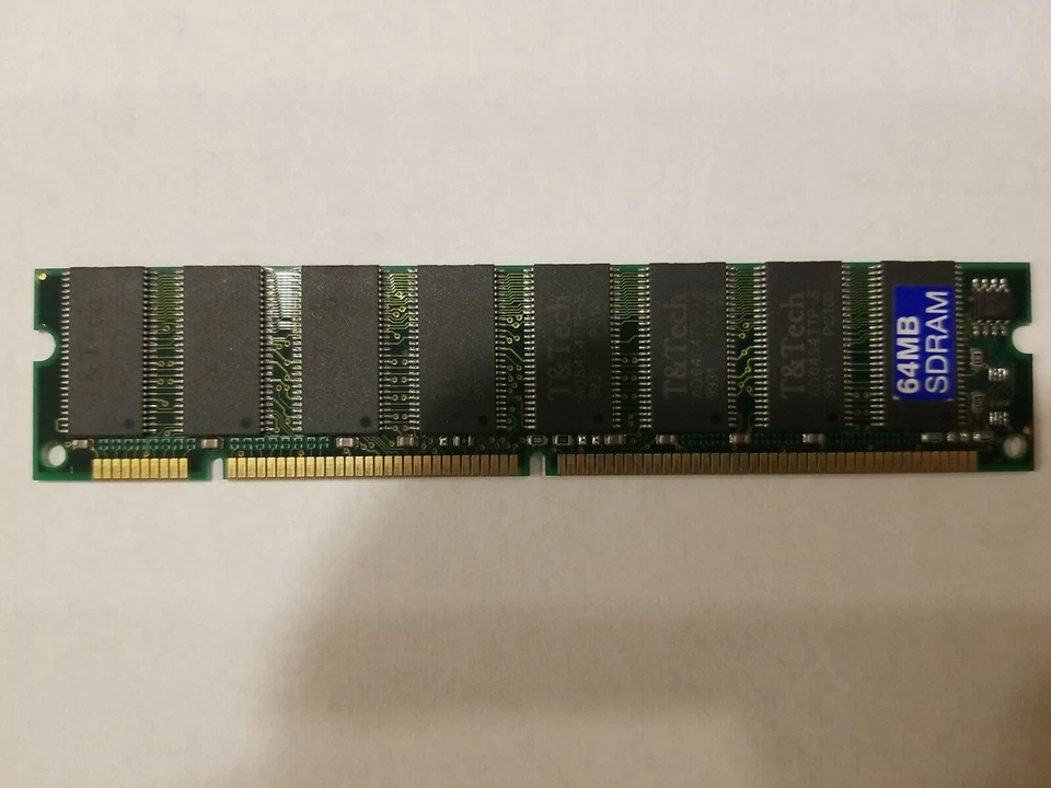 64 MB SDRAM PC100 T & TECH MODULE AD64S4TTP-8 - Image 1 of 2